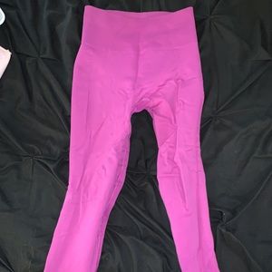 pink 7/8 lululemon leggings size 6